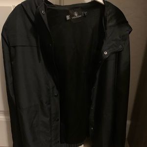 Volcom black rain jacket